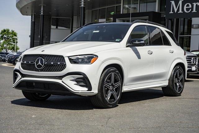 new 2025 Mercedes-Benz GLE 450 car, priced at $84,785
