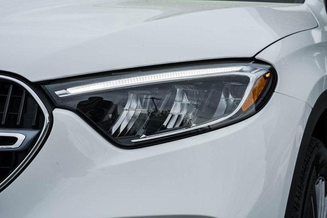 new 2025 Mercedes-Benz GLC 300 car, priced at $53,035