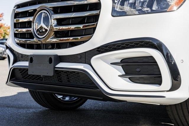 new 2026 Mercedes-Benz GLS 450 car, priced at $107,420