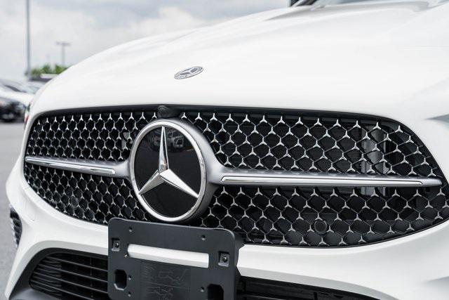 new 2025 Mercedes-Benz CLA 250 car, priced at $52,510