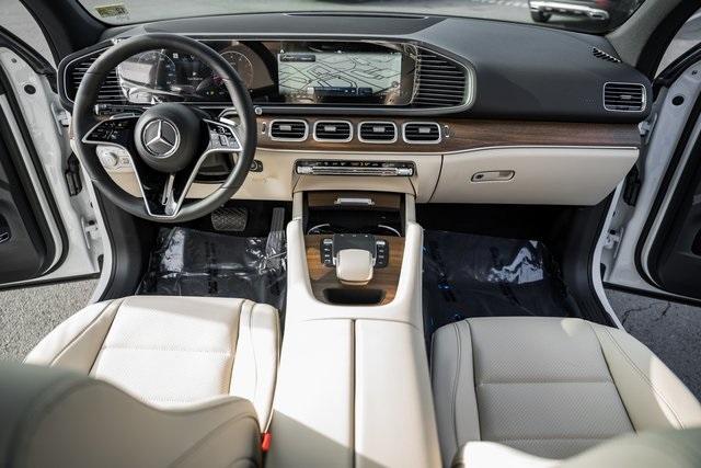 new 2025 Mercedes-Benz GLE 450 car, priced at $83,930