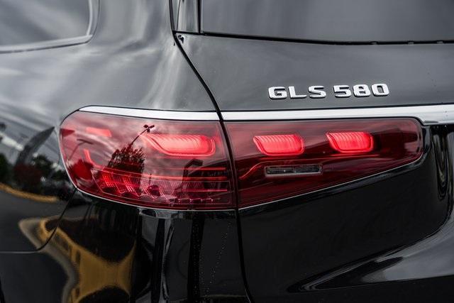 new 2026 Mercedes-Benz GLS 580 car, priced at $156,600