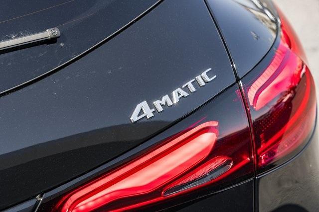 new 2025 Mercedes-Benz GLC 300 car, priced at $54,185