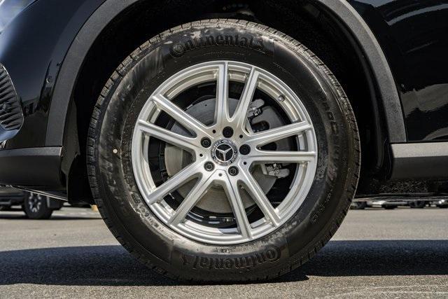 new 2025 Mercedes-Benz GLC 300 car, priced at $54,185