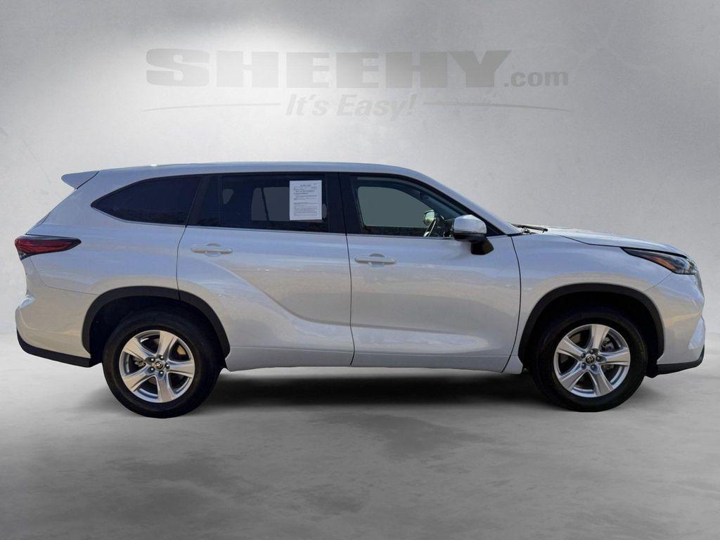 used 2023 Toyota Highlander car, priced at $34,750