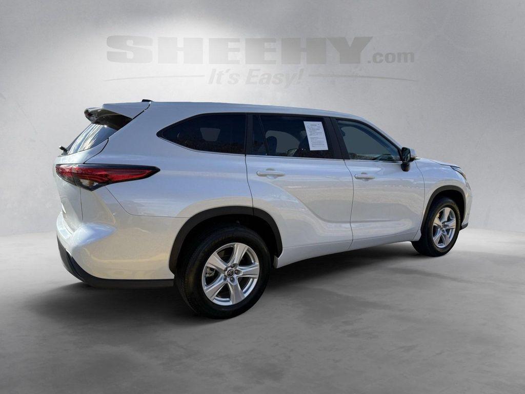 used 2023 Toyota Highlander car, priced at $34,750