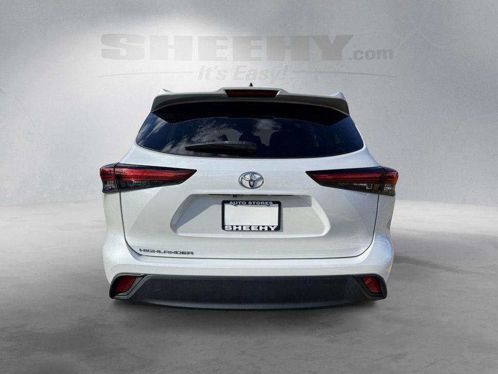 used 2023 Toyota Highlander car, priced at $34,750