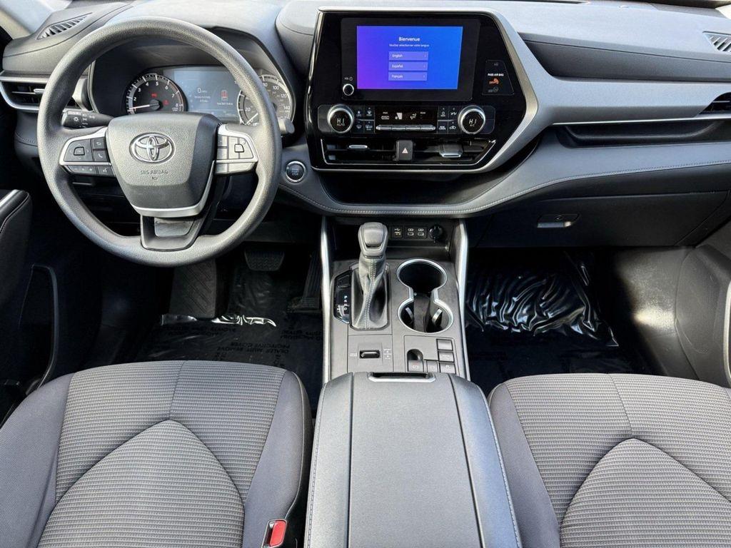 used 2023 Toyota Highlander car, priced at $34,750
