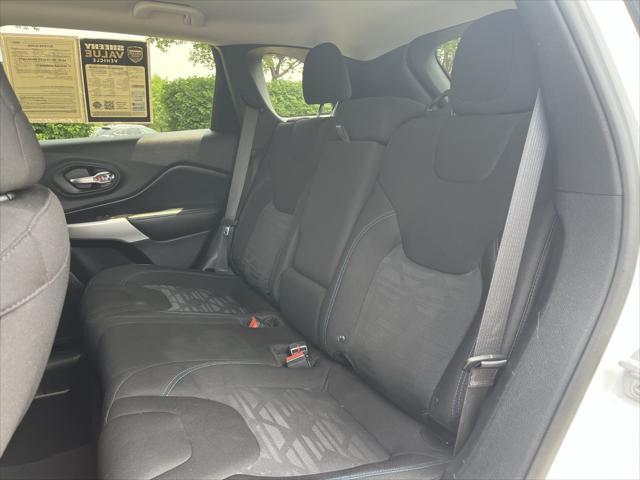 used 2019 Jeep Cherokee car, priced at $15,998
