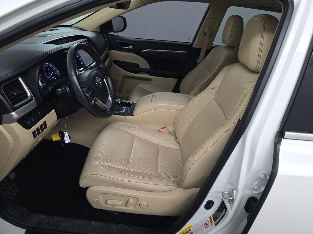 used 2018 Toyota Highlander car, priced at $25,950