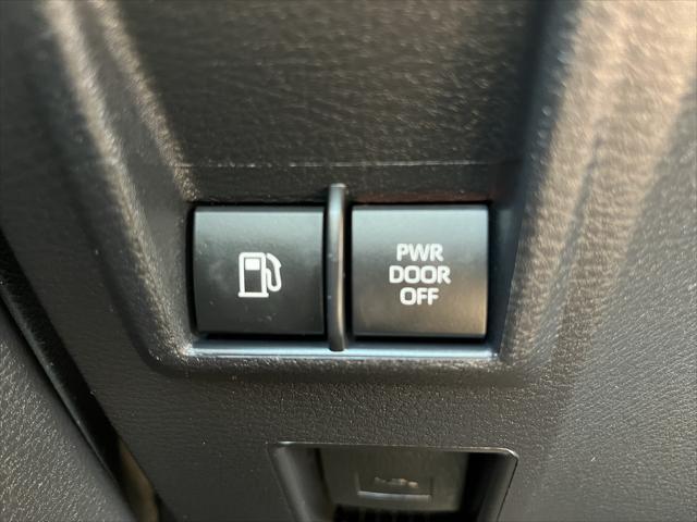 used 2024 Toyota Sienna car, priced at $47,998