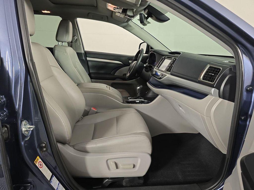 used 2018 Toyota Highlander car, priced at $24,990