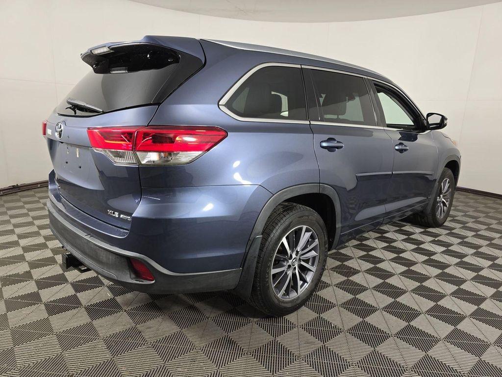 used 2018 Toyota Highlander car, priced at $24,990