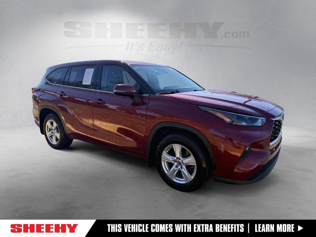 used 2022 Toyota Highlander car, priced at $29,450