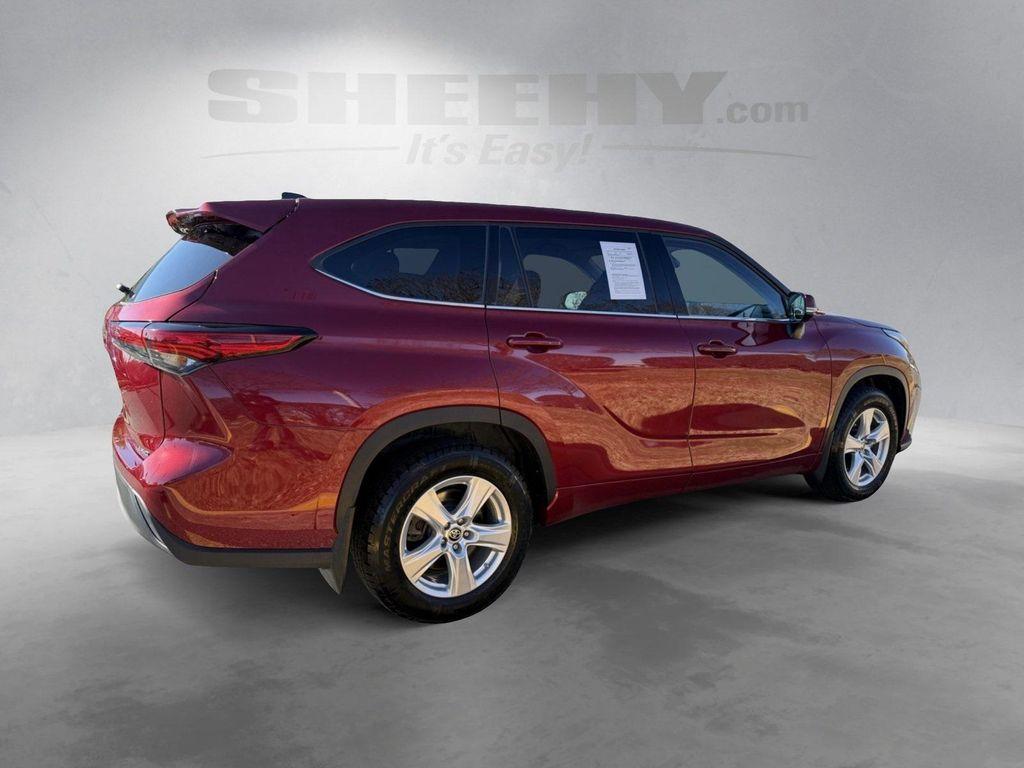 used 2022 Toyota Highlander car, priced at $29,450