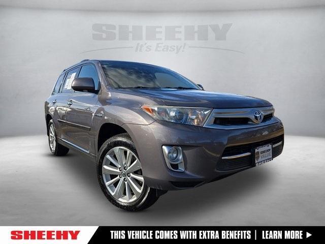 used 2011 Toyota Highlander Hybrid car, priced at $10,799