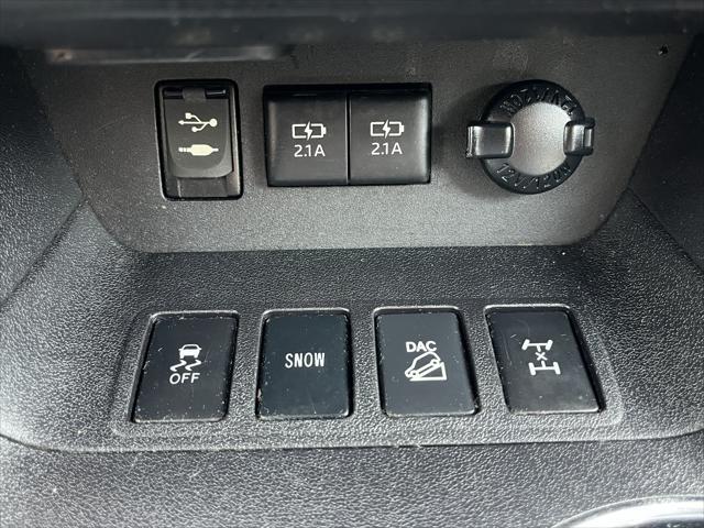 used 2017 Toyota Highlander car, priced at $21,500