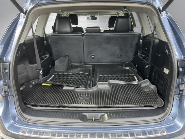 used 2017 Toyota Highlander car, priced at $21,500