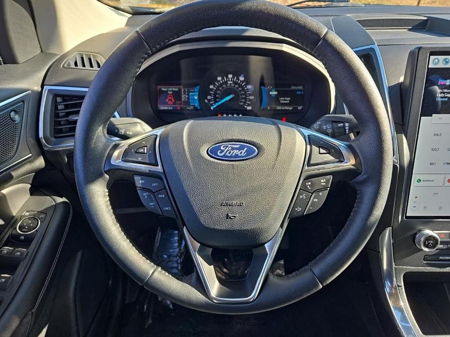 used 2024 Ford Edge car, priced at $28,799