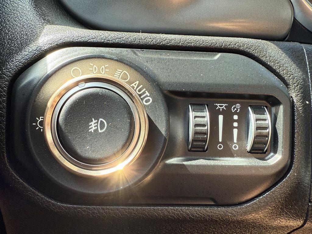 used 2019 Jeep Wrangler Unlimited car, priced at $22,490