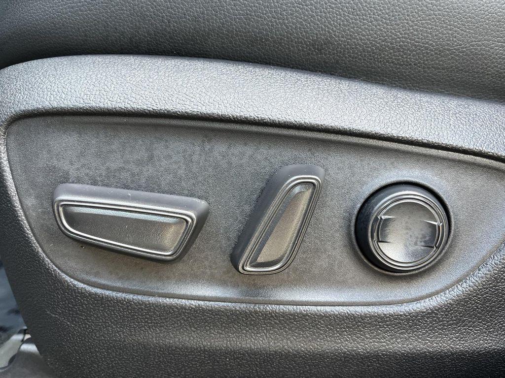 used 2024 Toyota Highlander car, priced at $42,790