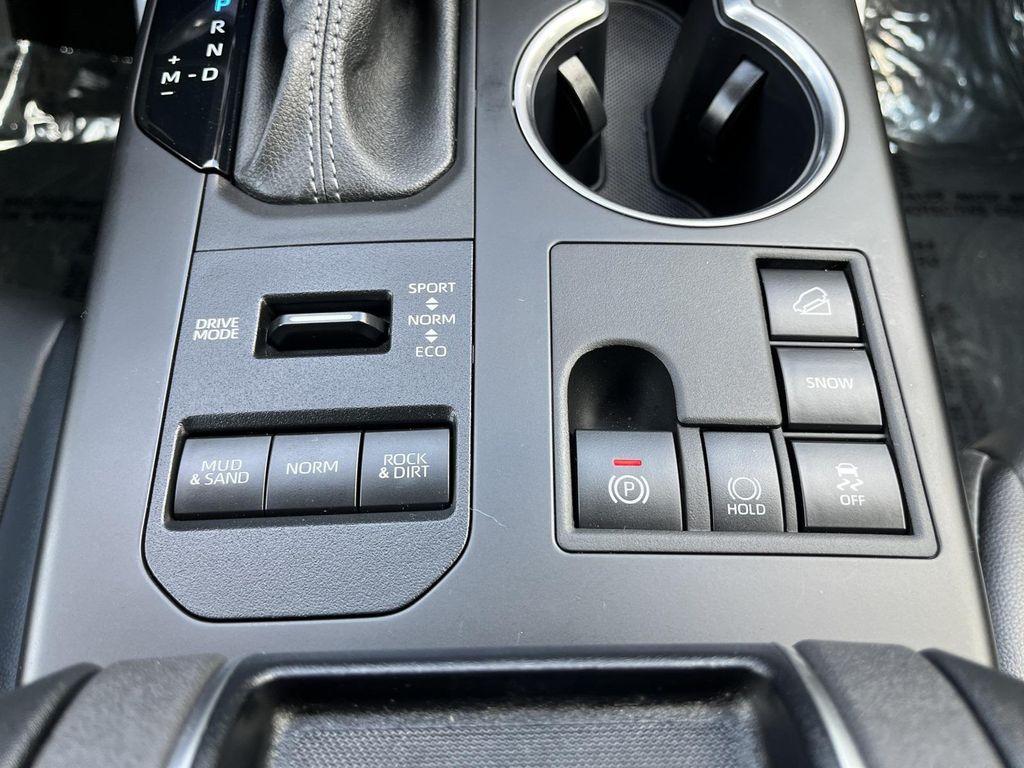 used 2024 Toyota Highlander car, priced at $42,790