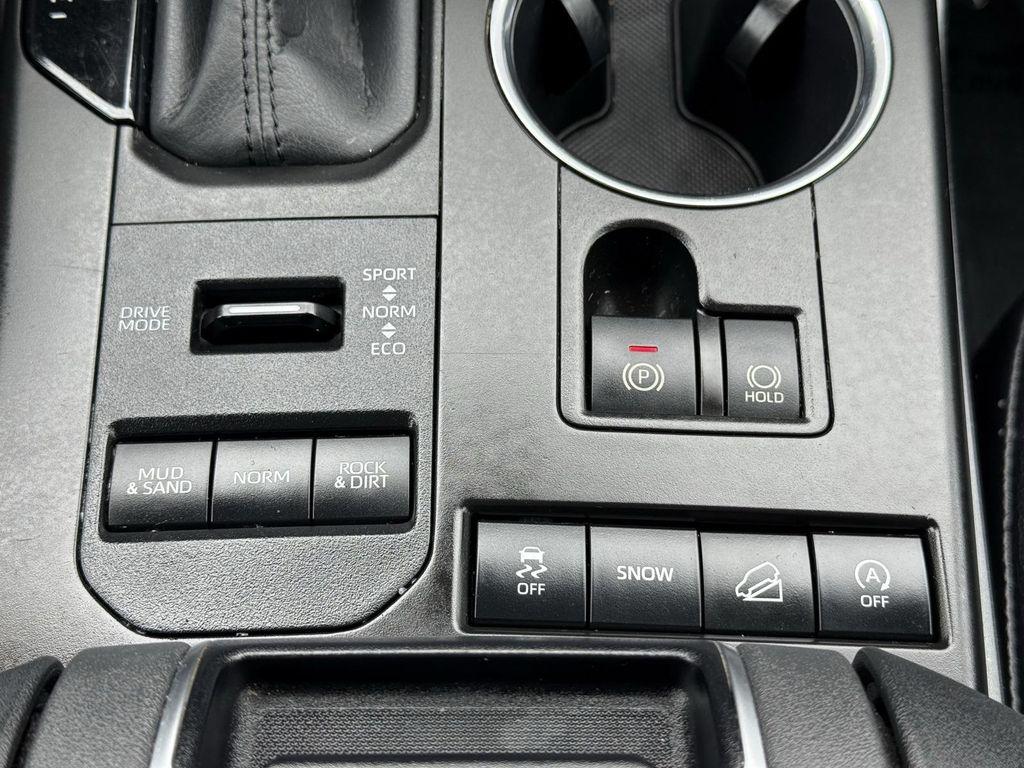 used 2020 Toyota Highlander car, priced at $27,490