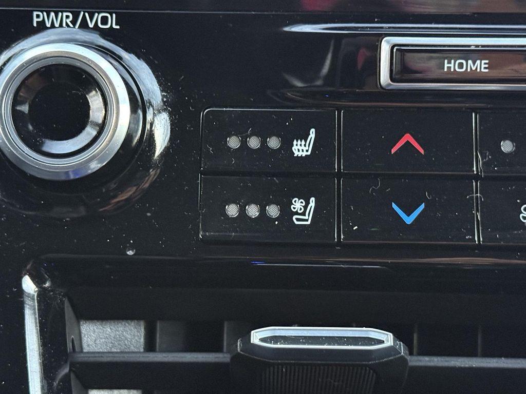 used 2021 Toyota Highlander Hybrid car, priced at $37,950