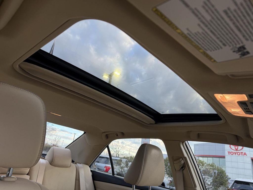 used 2017 Toyota Camry Hybrid car, priced at $14,950