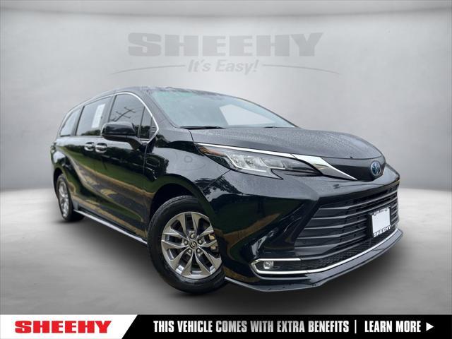 used 2022 Toyota Sienna car, priced at $32,998