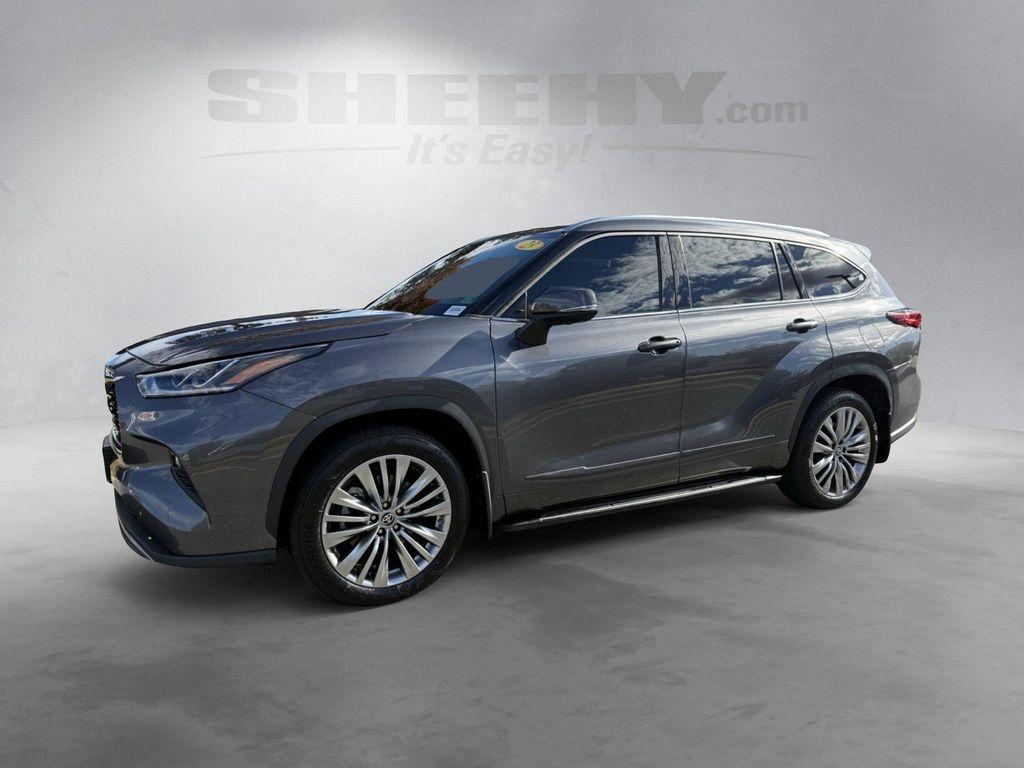used 2023 Toyota Highlander car, priced at $39,450