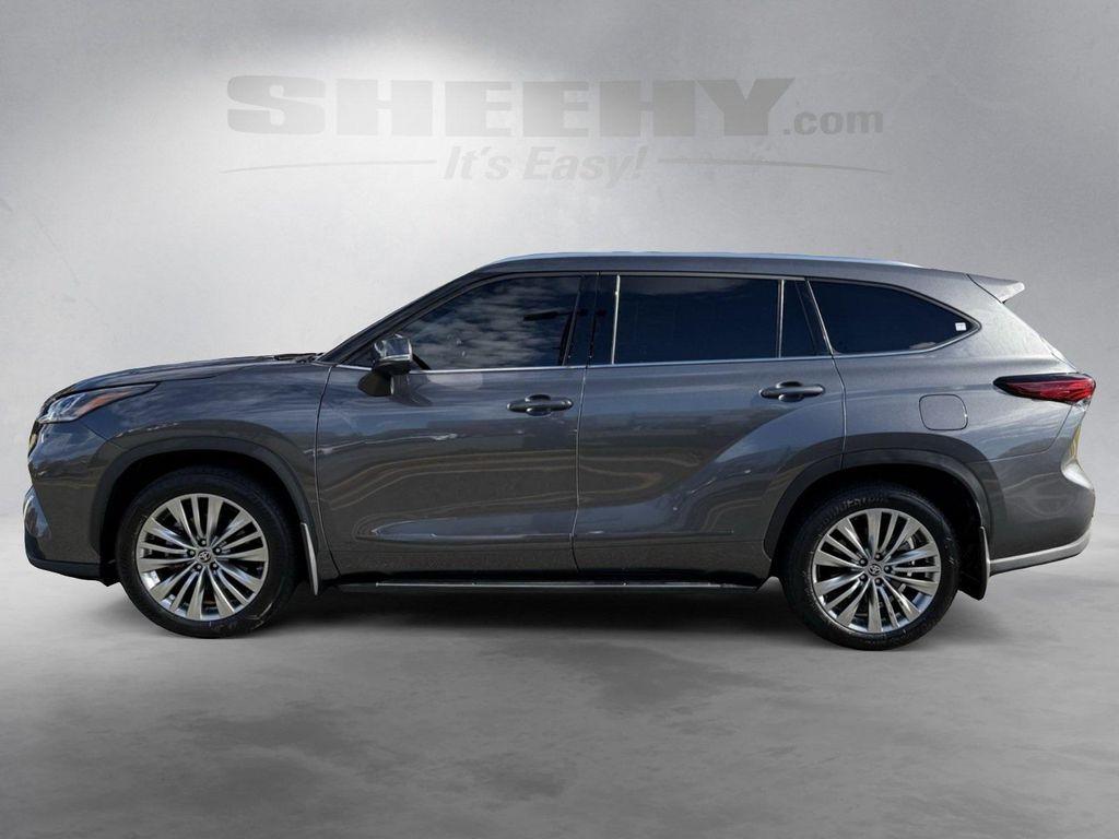 used 2023 Toyota Highlander car, priced at $39,450