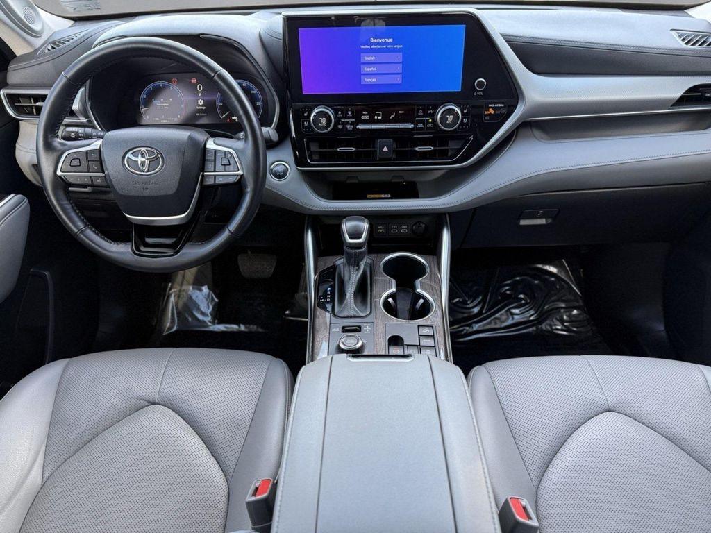 used 2023 Toyota Highlander car, priced at $39,450