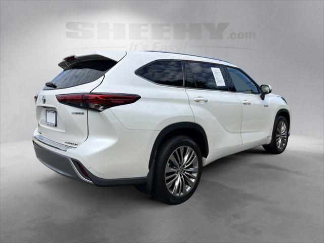 used 2021 Toyota Highlander Hybrid car, priced at $43,998