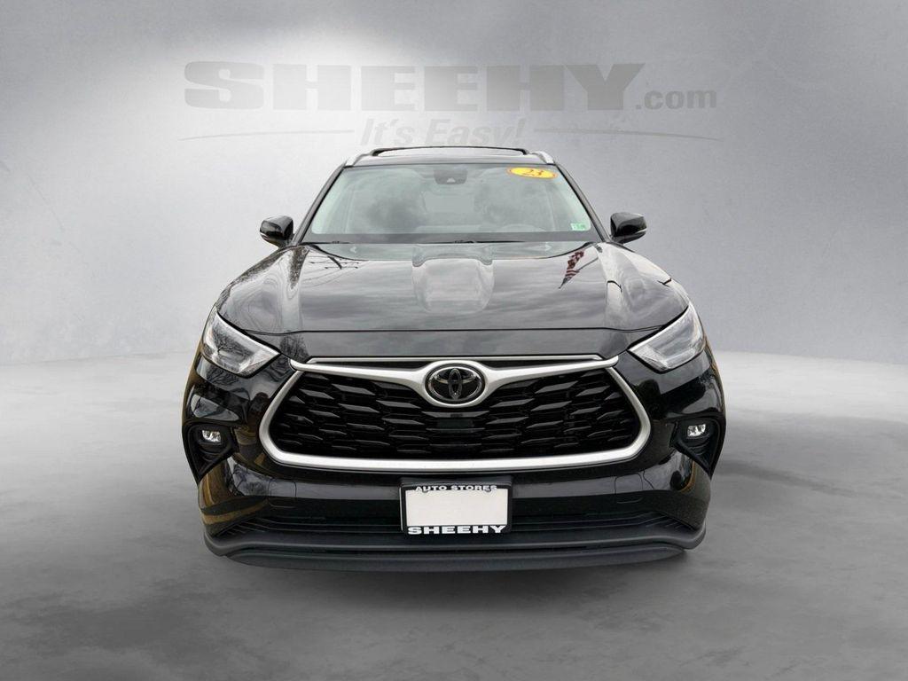 used 2023 Toyota Highlander car, priced at $31,650