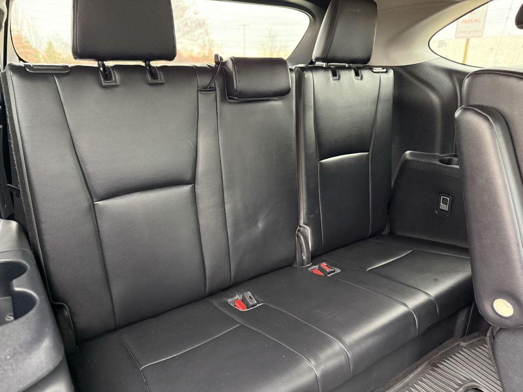 used 2023 Toyota Highlander car, priced at $31,650