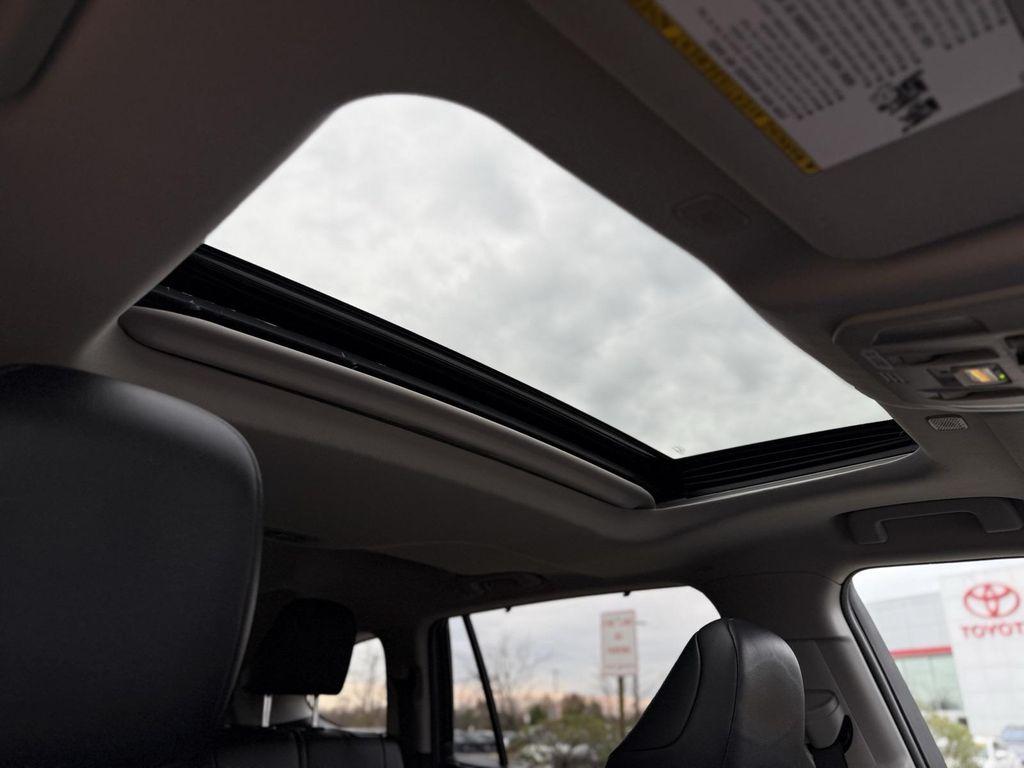 used 2023 Toyota Highlander car, priced at $31,650