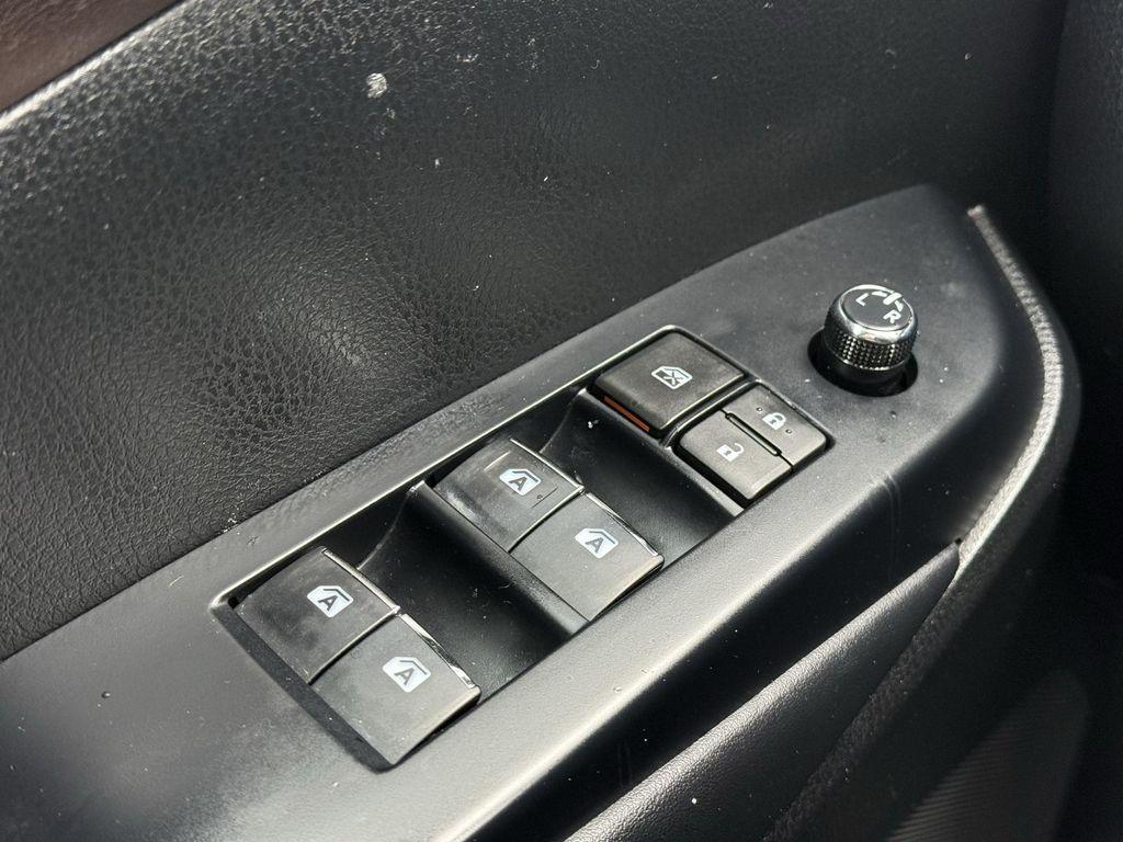 used 2019 Toyota Highlander Hybrid car, priced at $22,650