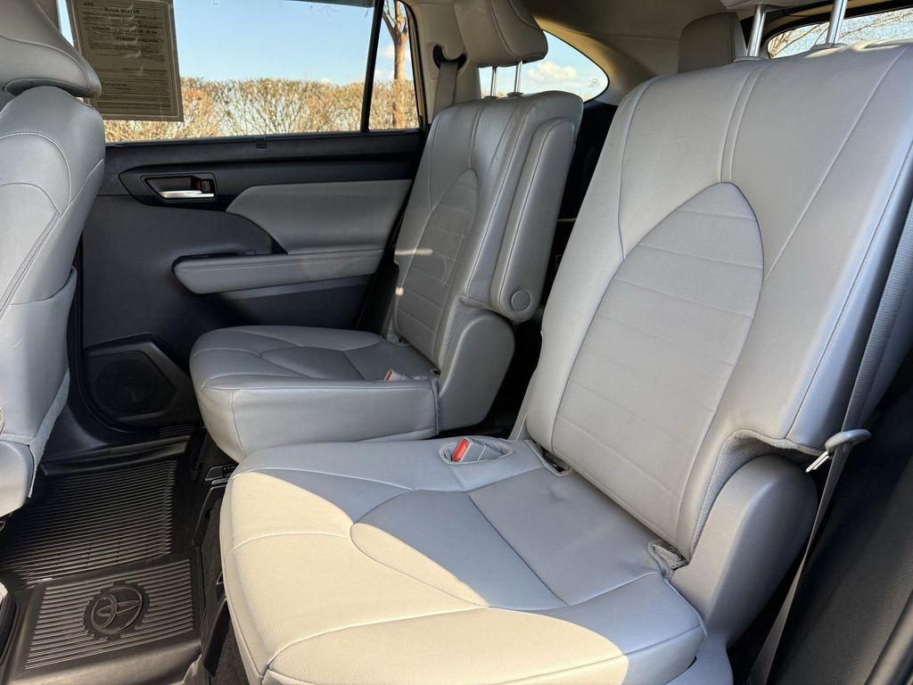 used 2024 Toyota Highlander car, priced at $40,650