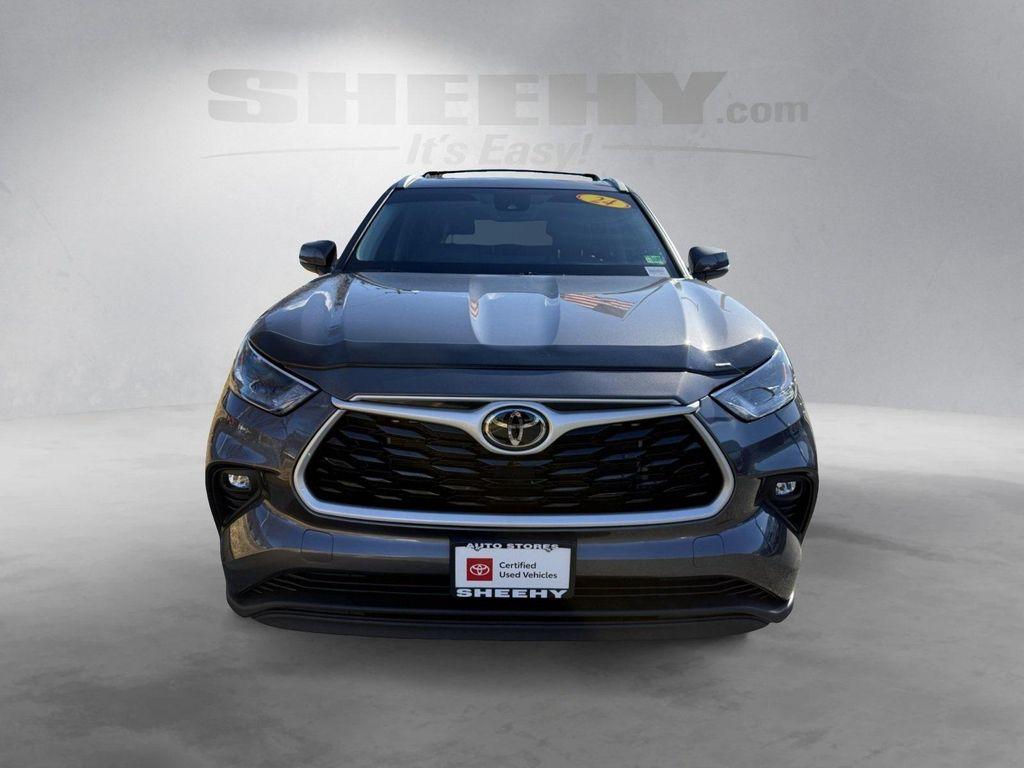 used 2024 Toyota Highlander car, priced at $40,650