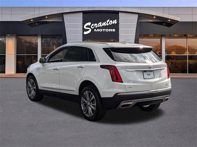 new 2025 Cadillac XT5 car, priced at $55,215