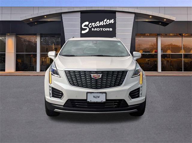 new 2025 Cadillac XT5 car, priced at $55,215