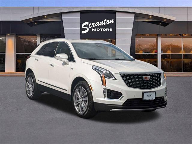 new 2025 Cadillac XT5 car, priced at $54,715