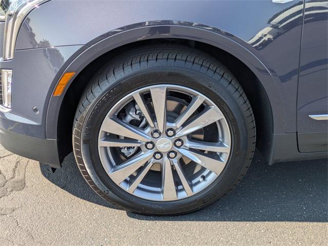 new 2025 Cadillac XT5 car, priced at $48,950