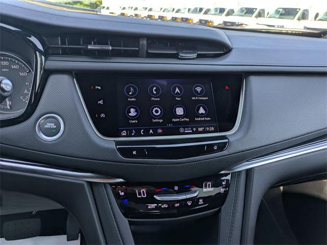 new 2025 Cadillac XT5 car, priced at $48,950