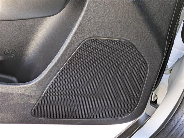 used 2020 Jeep Cherokee car, priced at $21,544