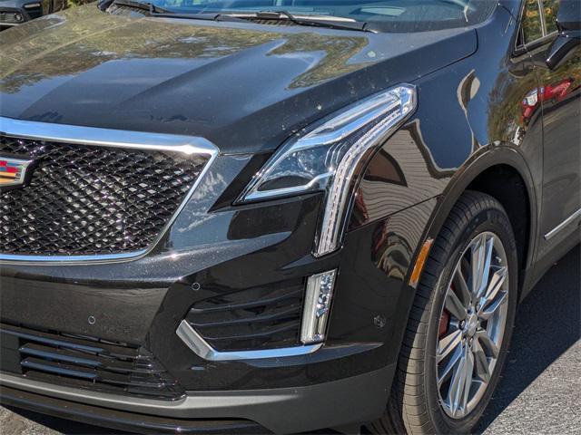 new 2025 Cadillac XT5 car, priced at $61,715