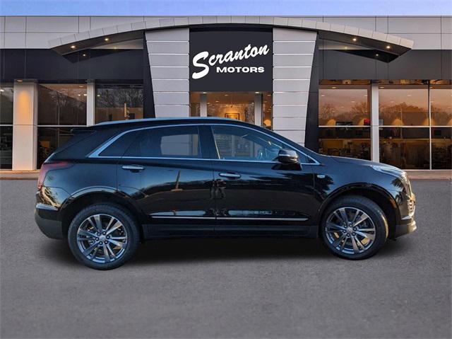 new 2024 Cadillac XT5 car, priced at $50,215