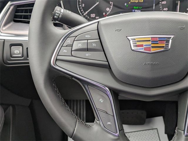 new 2025 Cadillac XT5 car, priced at $45,915