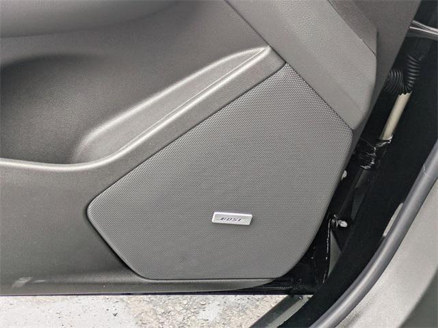 new 2025 Cadillac XT5 car, priced at $45,915